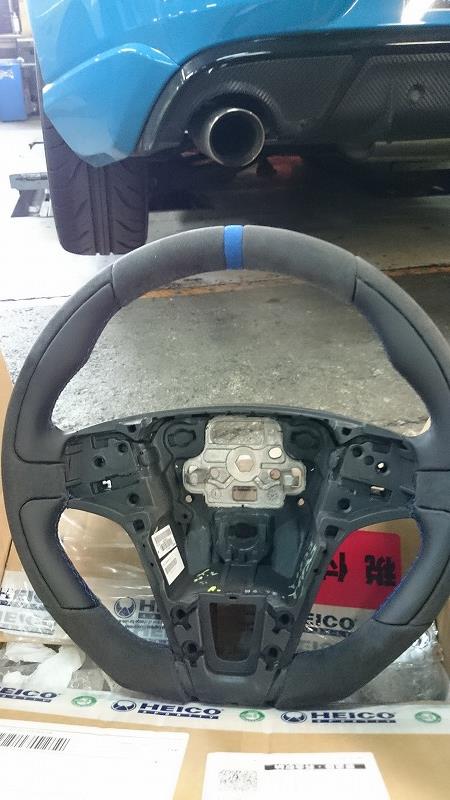 ステアリングを交換してみた。（ボルボ V40・MB/MD）by CAZES - みんカラ