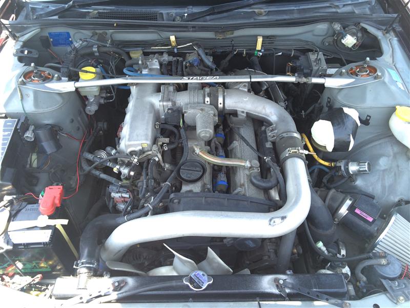 タペットカバーパッキン交換の巻（日産 ローレル）by スライダー