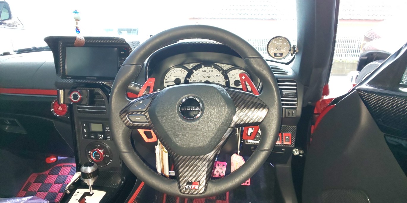 GRコペン純正MOMO スポーツステアリング ブラック/シルバー取り外し品