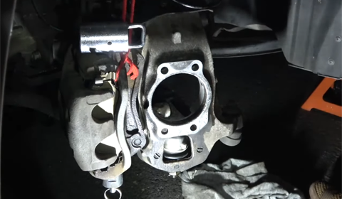 ハブベアリング交換 Y51フーガ フロント社外品（日産 フーガ・Y51）by