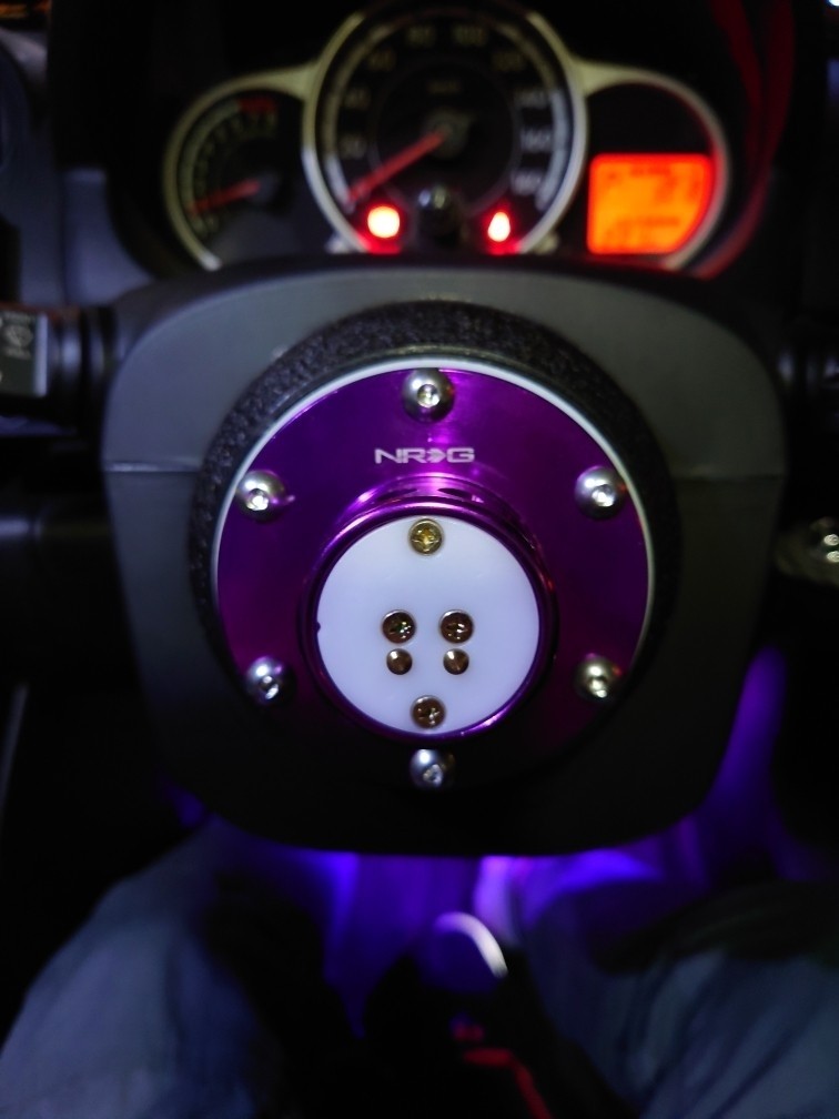 NRG クイックリリースボス Gen2.0取付（マツダ デミオ・DE）by 牧野