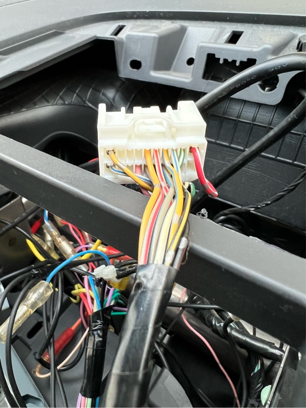 デリカD5ステアリングリモコン取り付け（三菱 デリカD:5・CV1W/CV2W