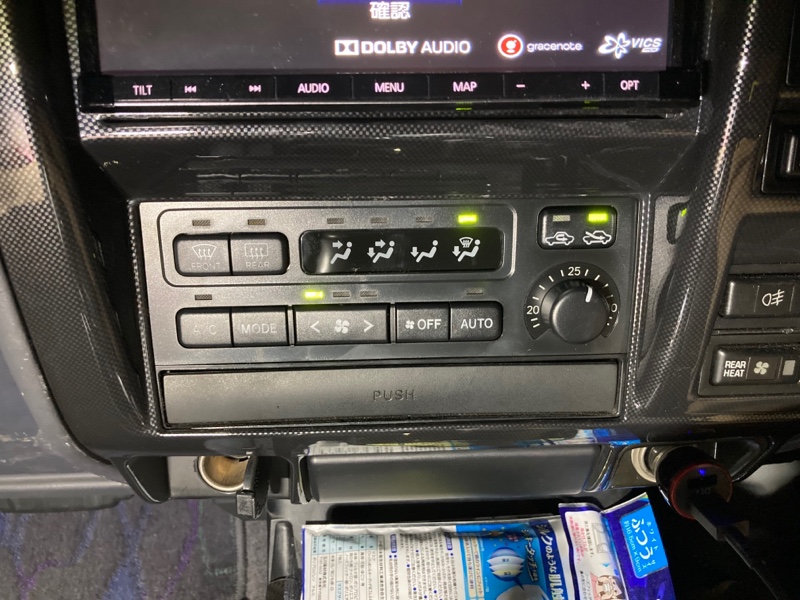 オートエアコンパネル不良、現品修理（ダメでした…）（トヨタ