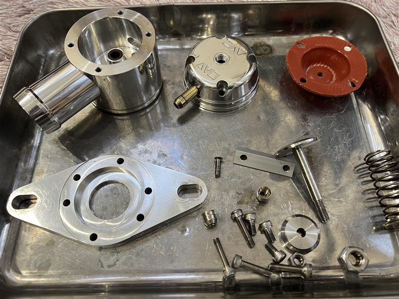 AVO TURBOWORLDアルミ製 ブローオフバルブ レガシィBP5 ブローオフ