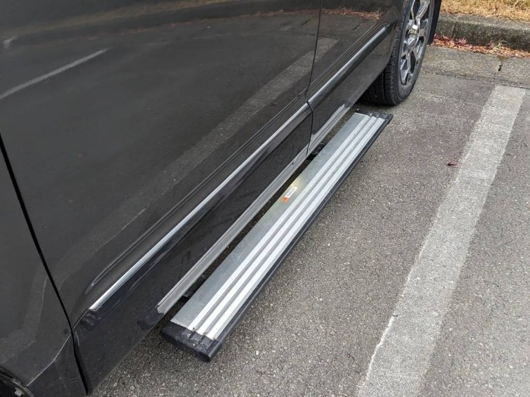 完結】電動サイドステップ（純正）の動作不良（三菱 デリカD:5・CV系