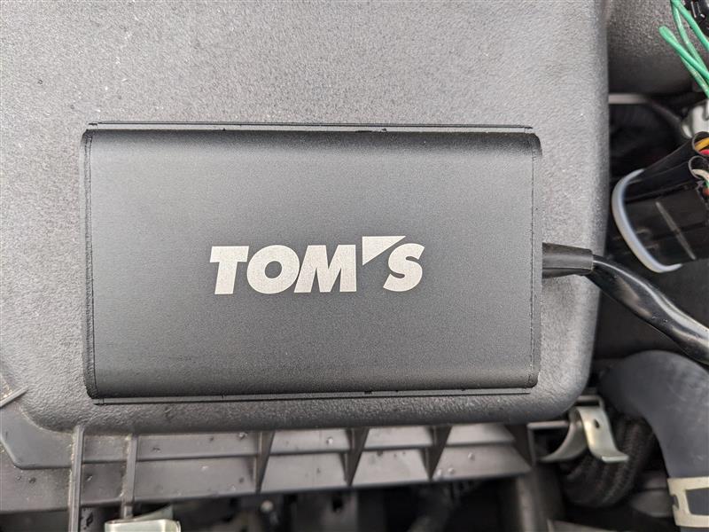 TOM'S POWER BOX取り付け（レクサス IS・ASE30系/GSE30系）by オフブレ