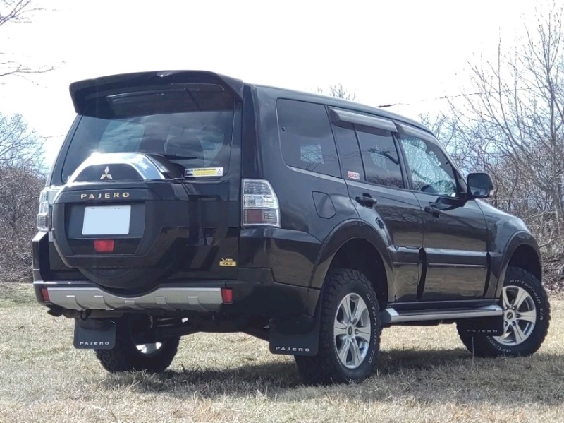 2インチリフトアップキット取付（三菱 パジェロ・V80/90系）by 渡る