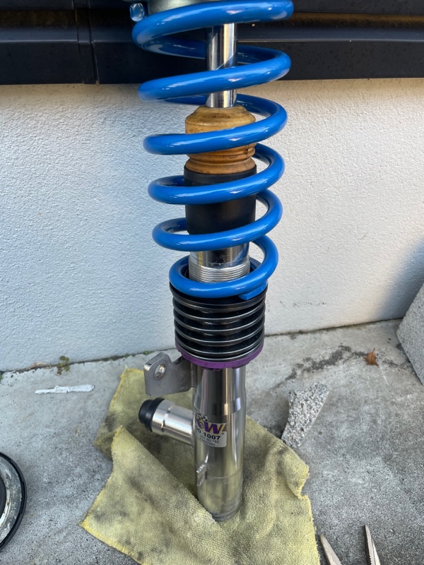 VAperformance spring kit取付・スプリング交換（フォルクスワーゲン