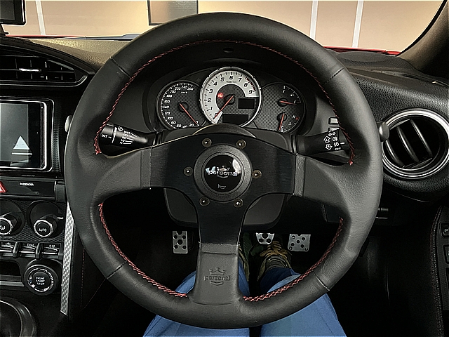 ステアリング交換(Personal BLITZ Leather 330mm)（トヨタ 86・ZN6）by
