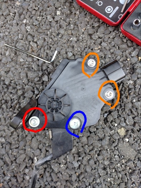 アクセルペダルレスポンス向上化※ 追記（トヨタ 86・ZN6）by M元_yt@47