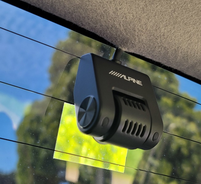 アルパイン ドライブレコーダー内蔵デジタルインナーミラー DMR-M01R