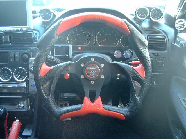 X5 SIMONI RACING(シモーニレーシング)のステアリングの口コミ・パーツ