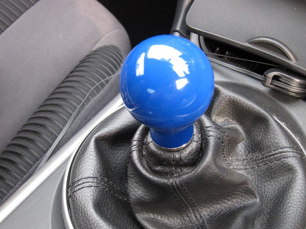 NEW QUICKER KNUB BLUE RE雨宮(アールイーアメミヤ)のシフトノブの