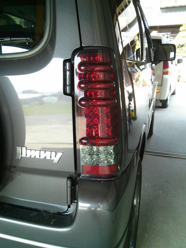 ジムニーJB23用エムブロLEDテールランプライトブルー