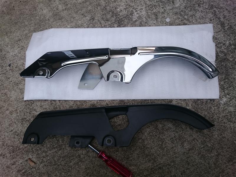 カワサキ(純正) W800 クロームメッキタイプチェーンカバー (再レビュー