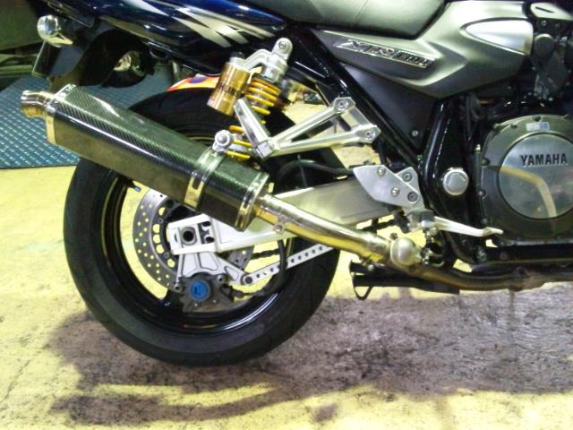 デルケビック スリップオンサイレンサー のパーツレビュー | XJR1300