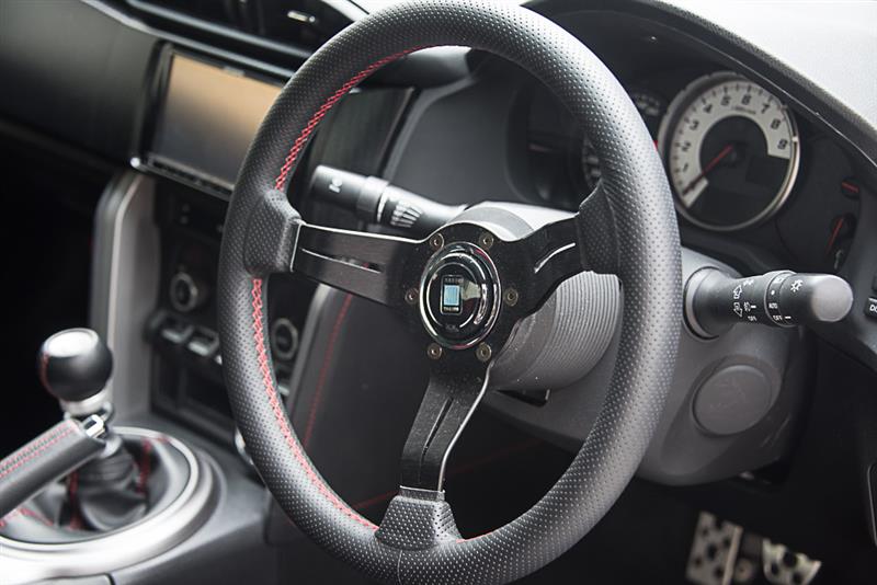 NARDI CLASSIC LEATHER SPORTS TYPE ラリー パンチングレザー レッド