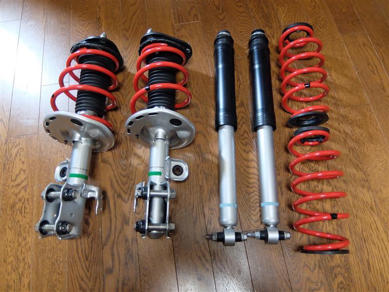 トヨタ(純正) 30プリウスG'sサスペンション (再レビュー)のパーツ