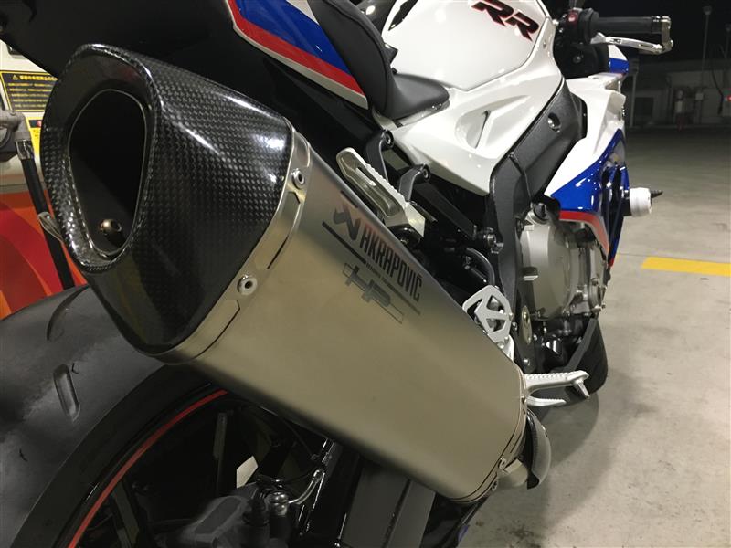 BMW(純正) アクラポビッチスリップオンマフラー のパーツレビュー