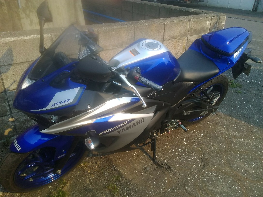 ワイズギア YZF-R25シートバッグ(ブルー) のパーツレビュー | YZF-R25