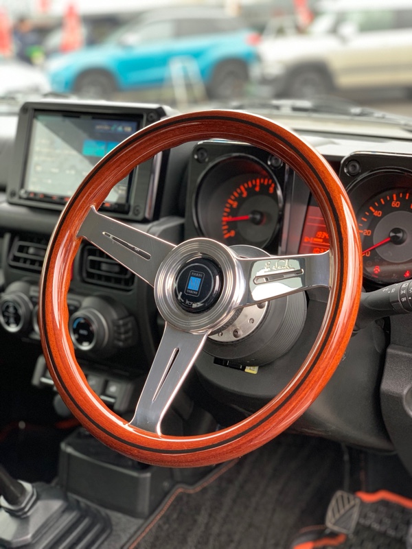 NARDI CLASSIC WOOD ウッド＆ポリッシュスポーク のパーツレビュー