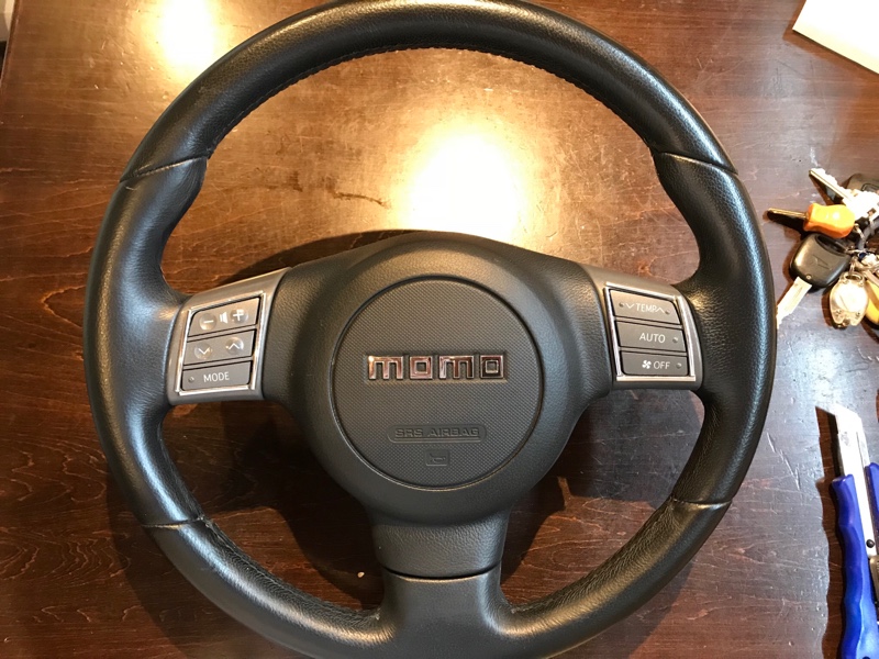 ダイハツ(純正) MOMO本革ステアリング のパーツレビュー | テリオス