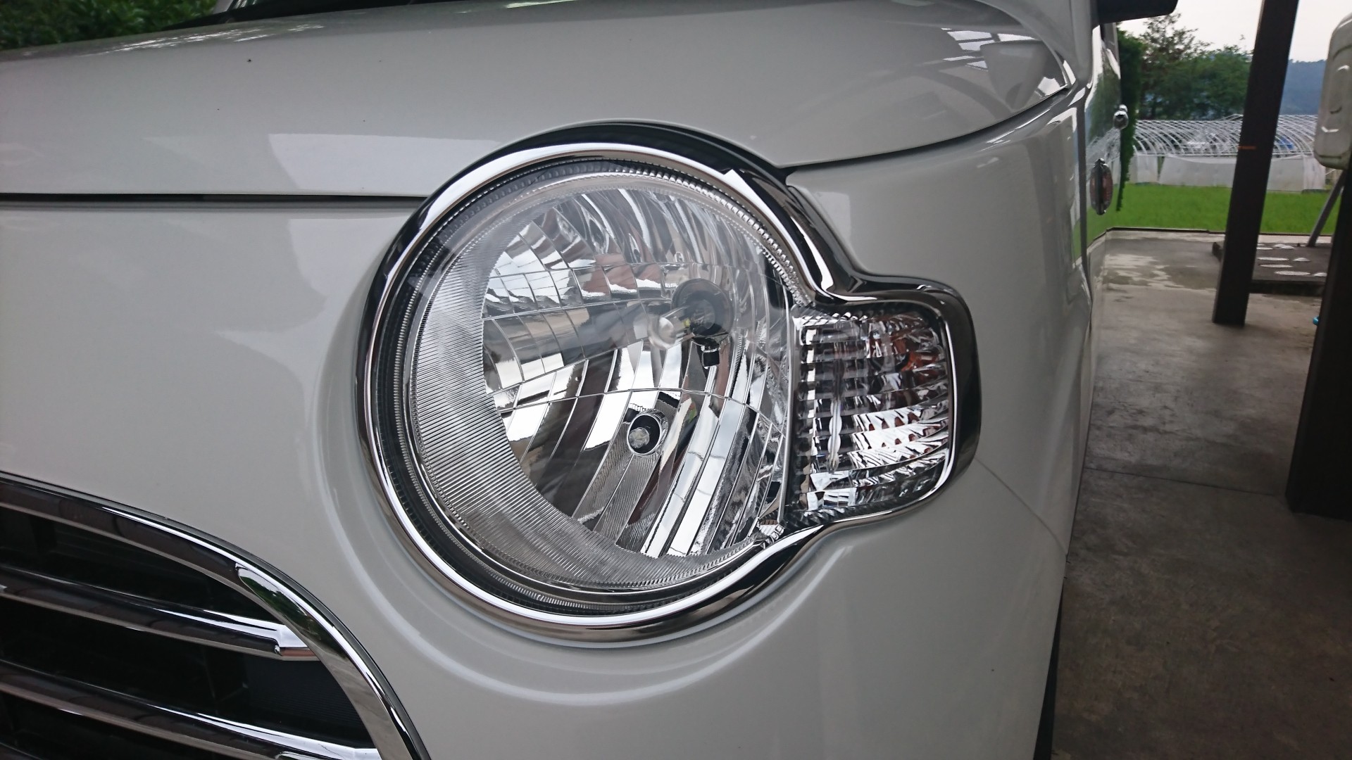 ダイハツ(純正) ヘッドランプガーニッシュ(メッキ) のパーツレビュー