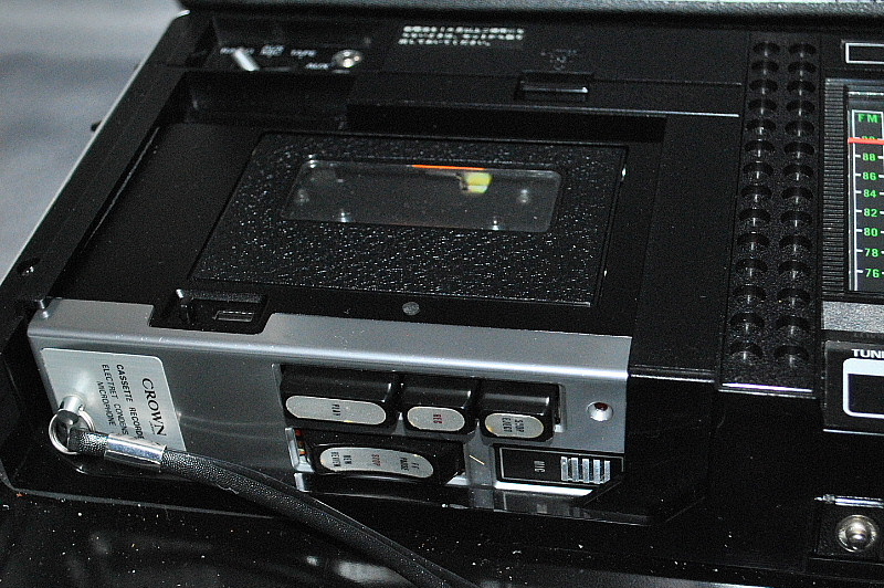 クラウン アタッシュケース型 カセットレコーダー CRC-9980F ｜覆面