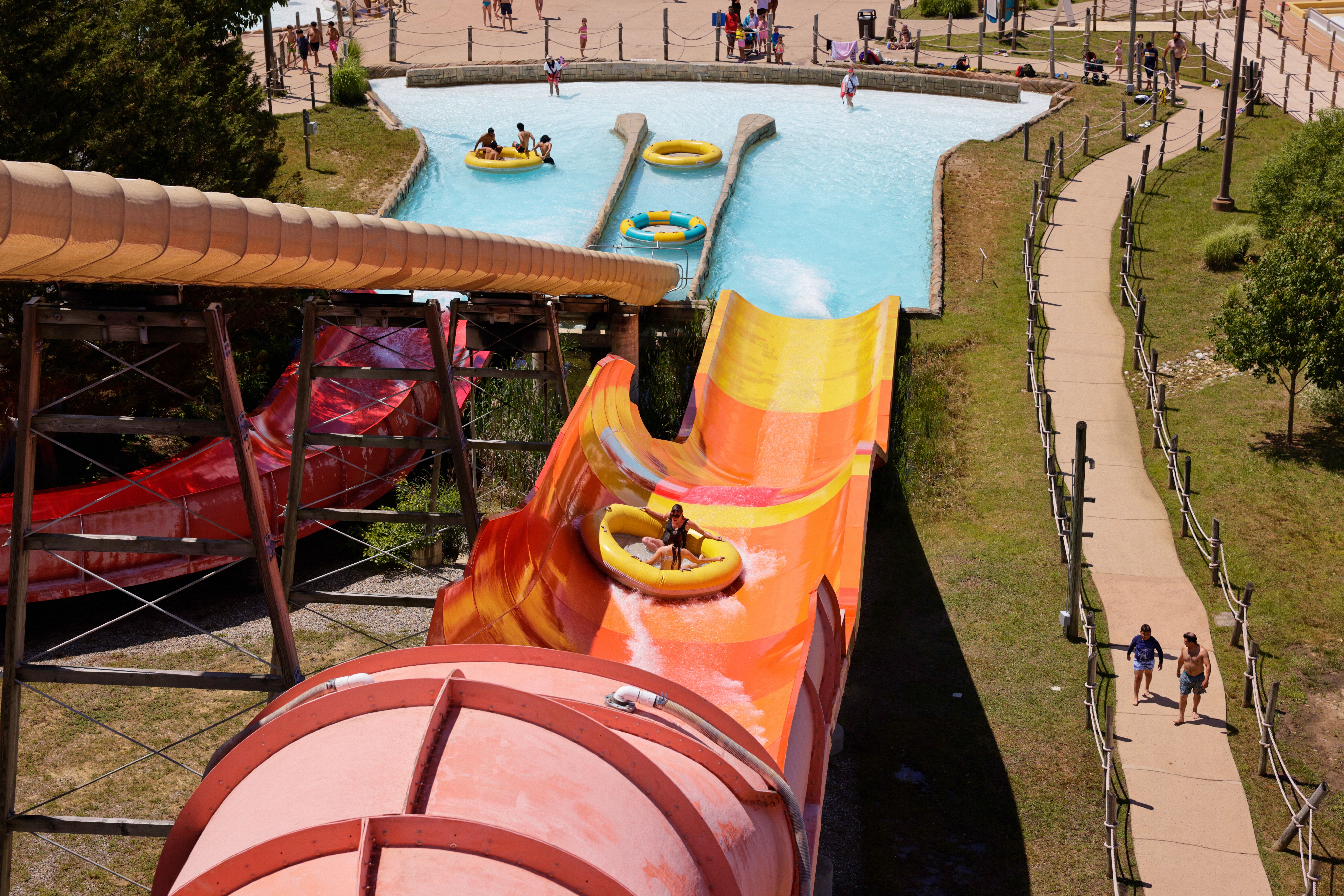 Six Flags Great Adventure - Big Bambu and Reef Runner | Ride | Six