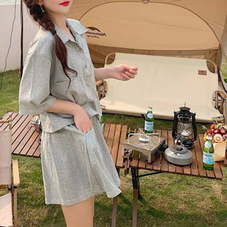 半袖ショート丈ポロとショートパンツセットアップ [品番：ADEW0003559