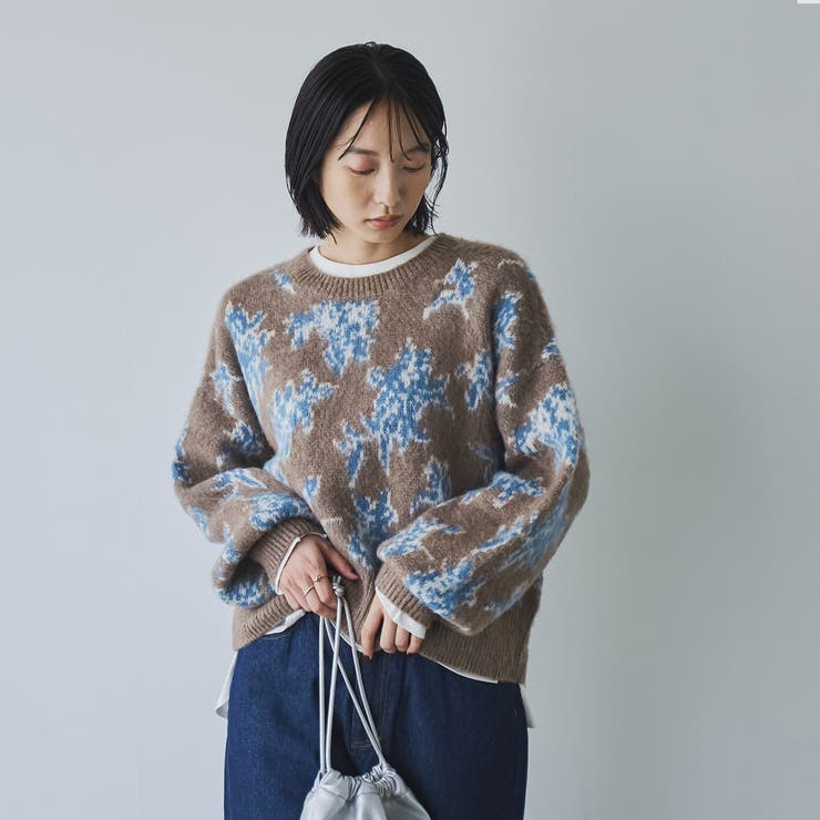 ふんわりルーズなイマドキニット】ニュアンスフラワージャガードニット