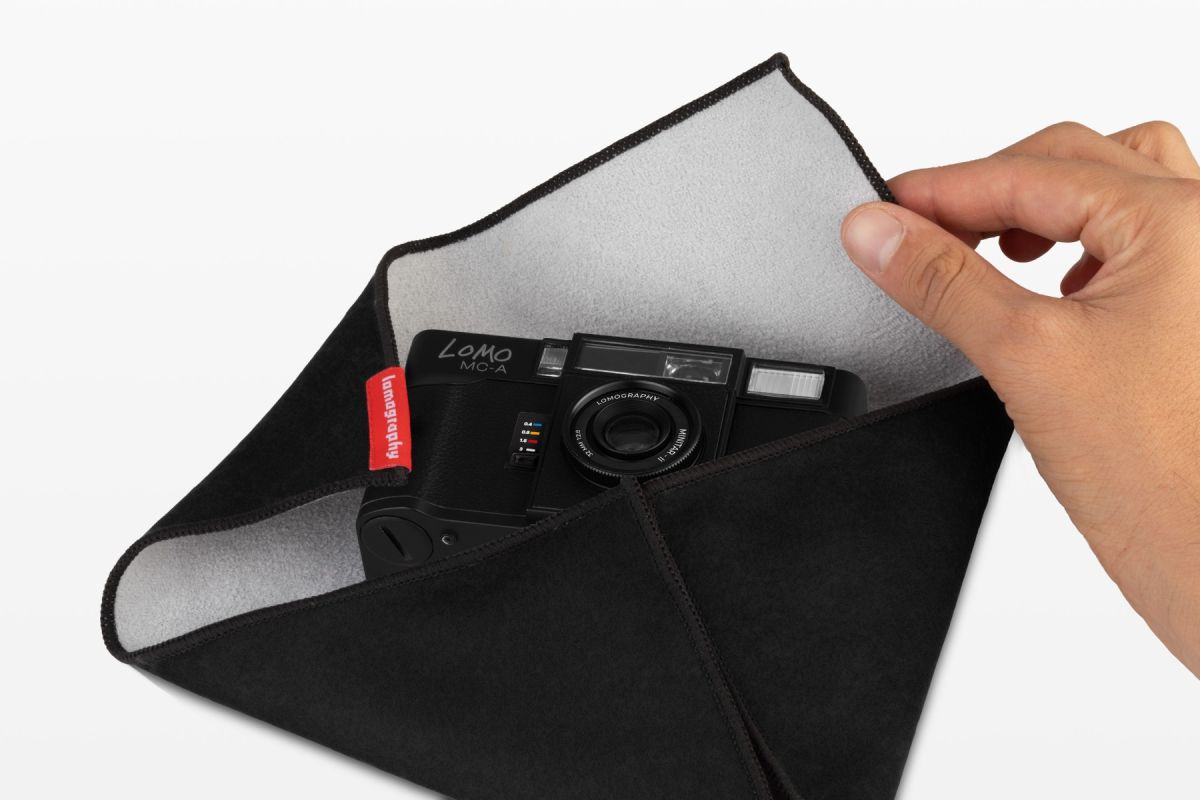 Lomo MC-A 35 mm Film Camera Black – Lomography