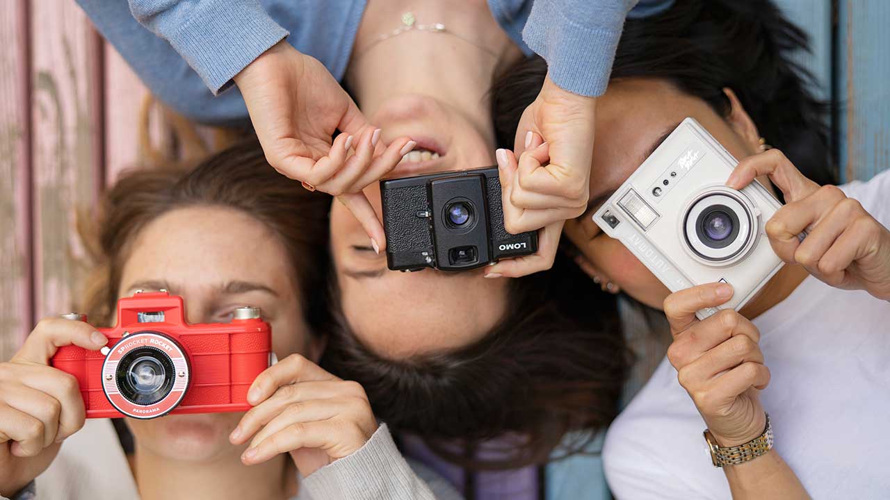 セール商品 – Lomography