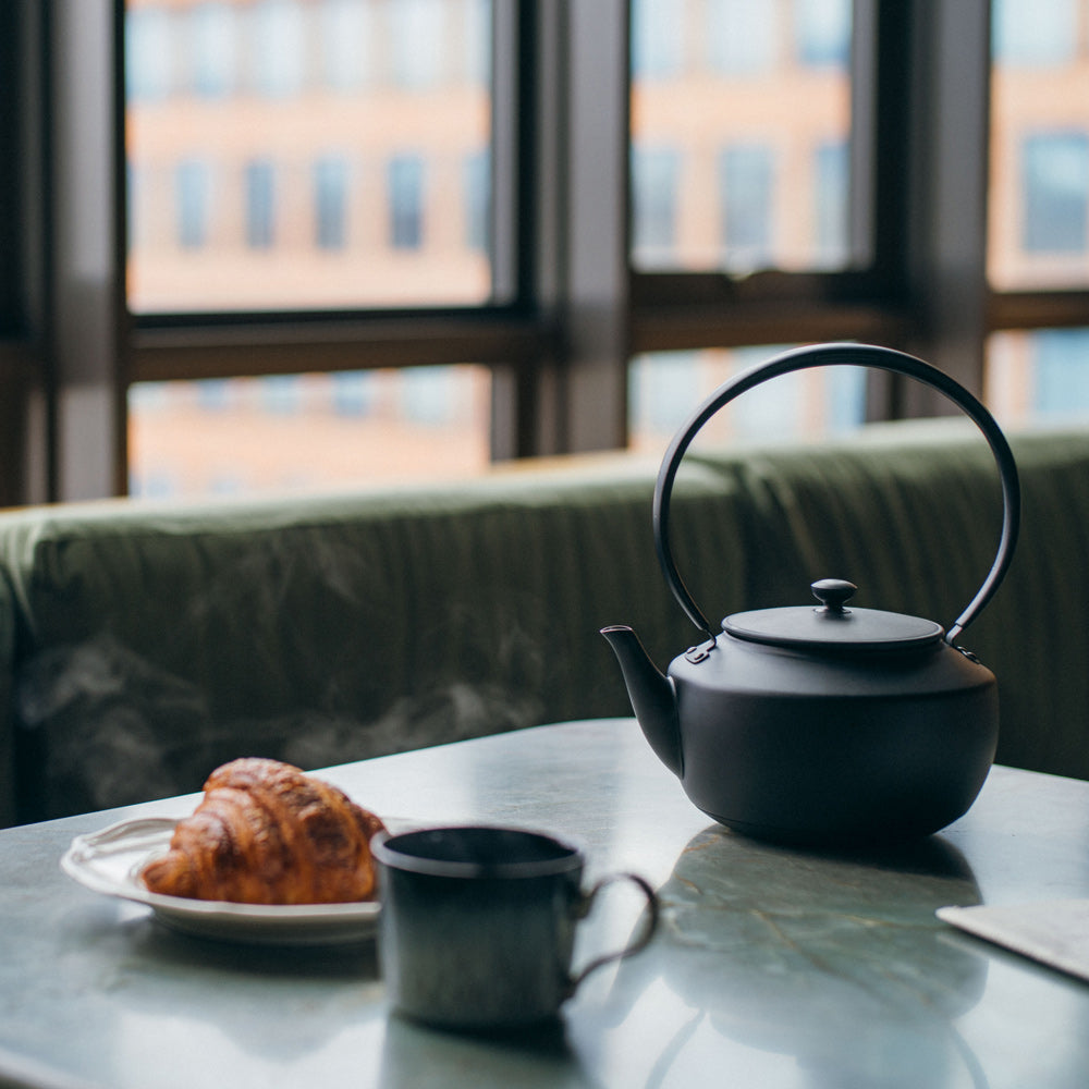 BALMUDA(バルミューダ) MoonKettle ブラック KPT02JP-BK |キッチン用品