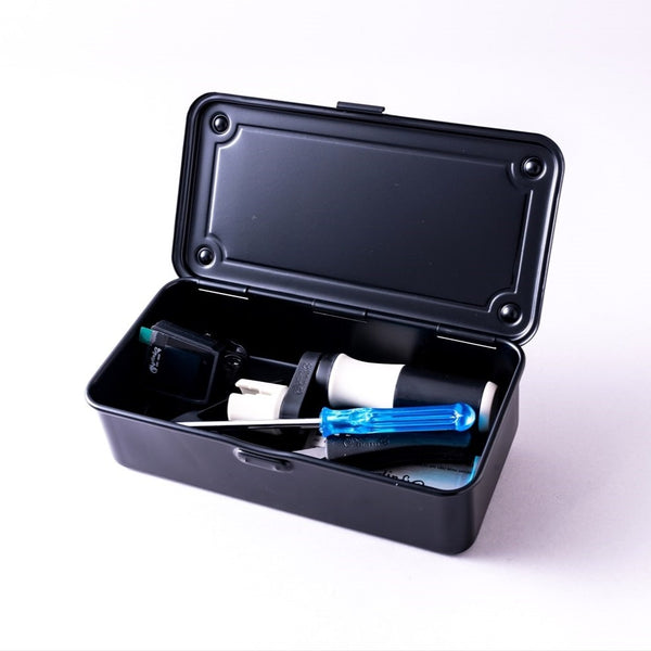 Martin Guitar x TOYO STEEL | 東洋スチール株式会社 | TOYO STEEL Co