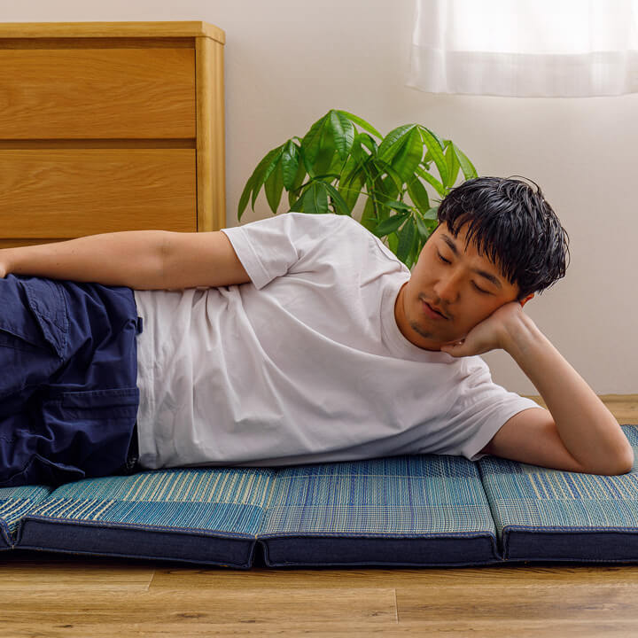 い草6つ折りマットレス デニムパッチ （ごろ寝マット お昼寝マット