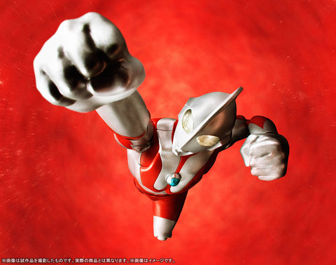 S.H.Figuarts（真骨彫製法） ウルトラマン – TSUBURAYA STORE ONLINE