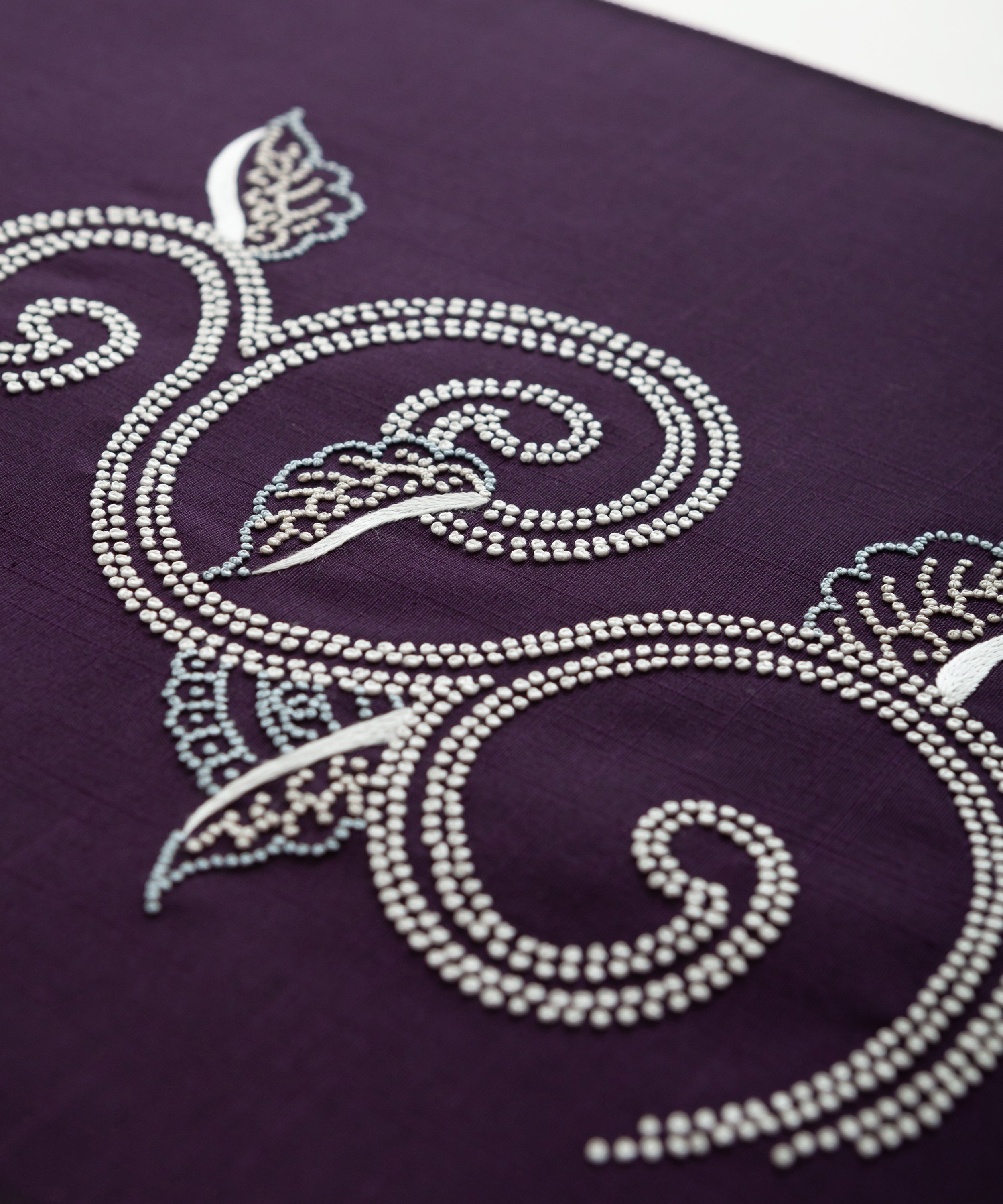 相良刺繍 九寸名古屋帯「つの唐草」 – きものすぎをECサイト