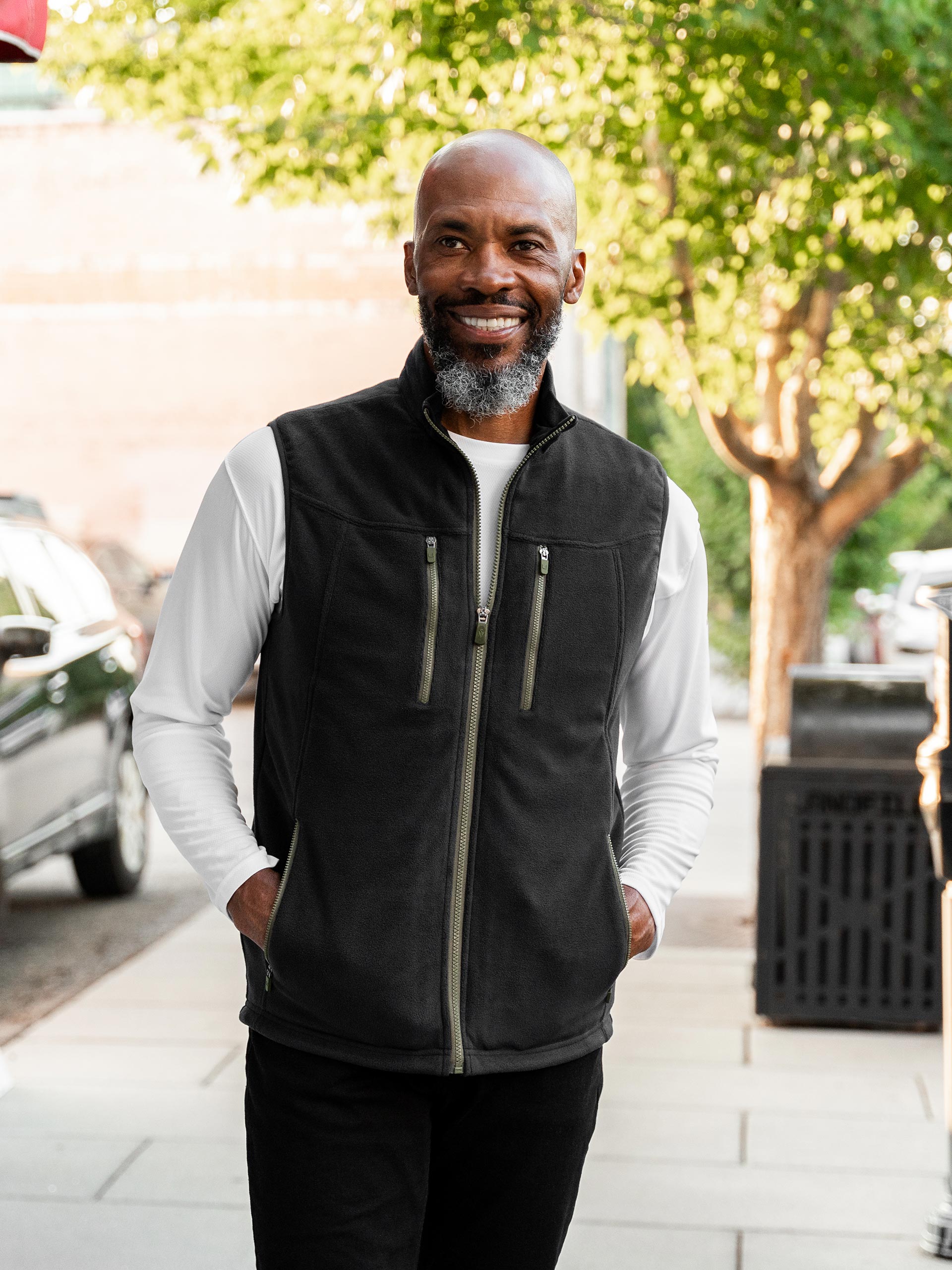 Fleece Crest Vest for Men – SCOTTeVEST