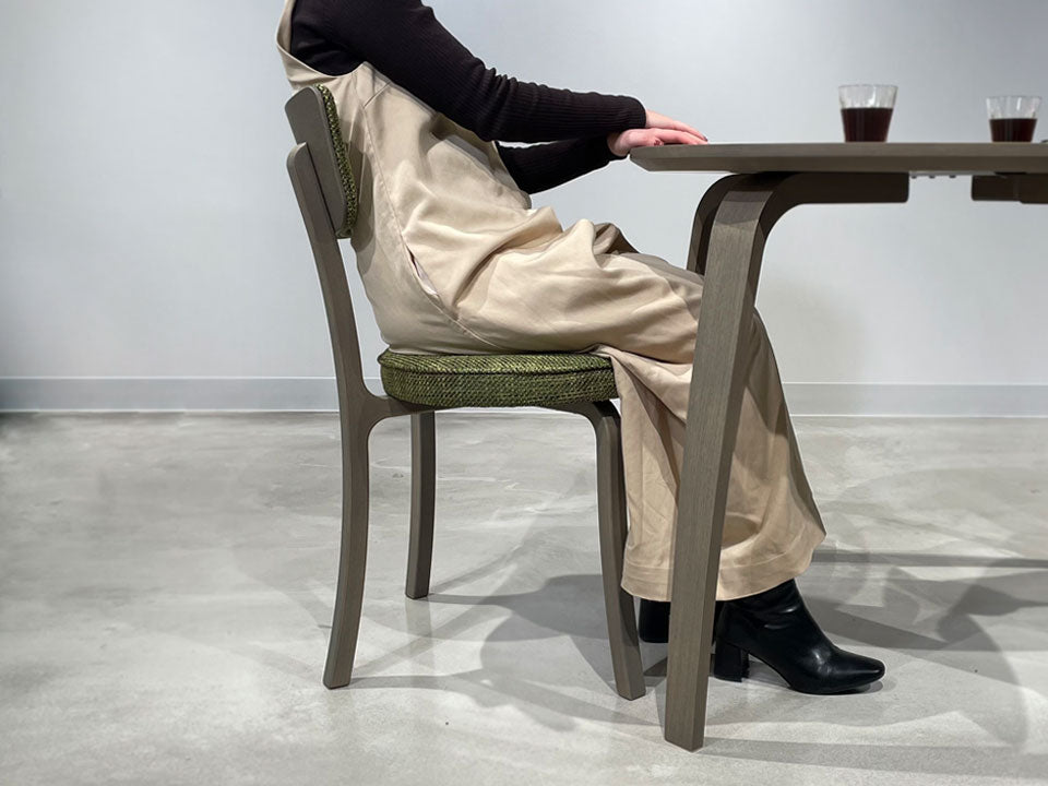 Cute アームレスチェア D03970N – 冨士ファニチア オンラインストア