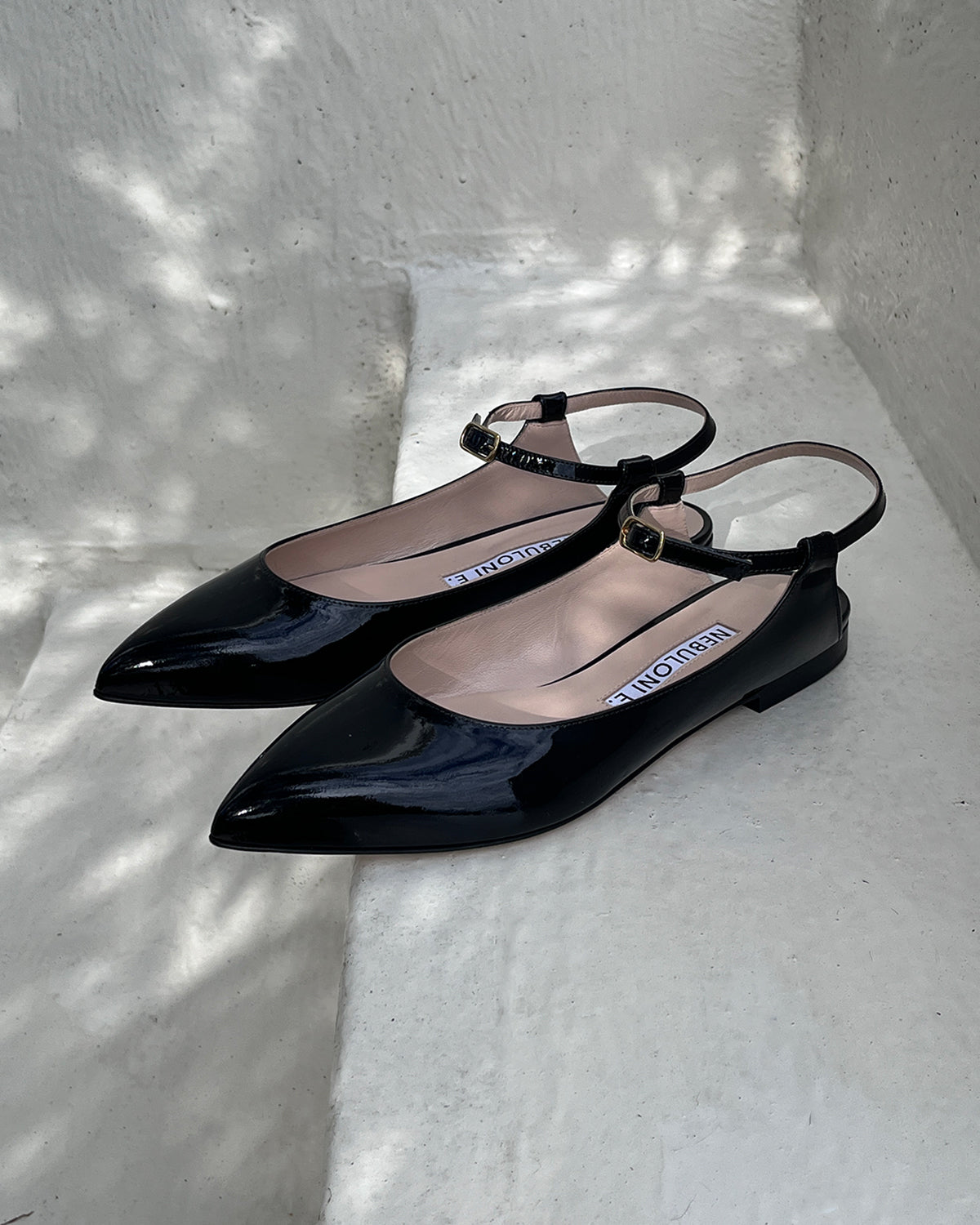 おしゃれも履き心地も両方叶う「フラットシューズ」 – NEBULONI E.