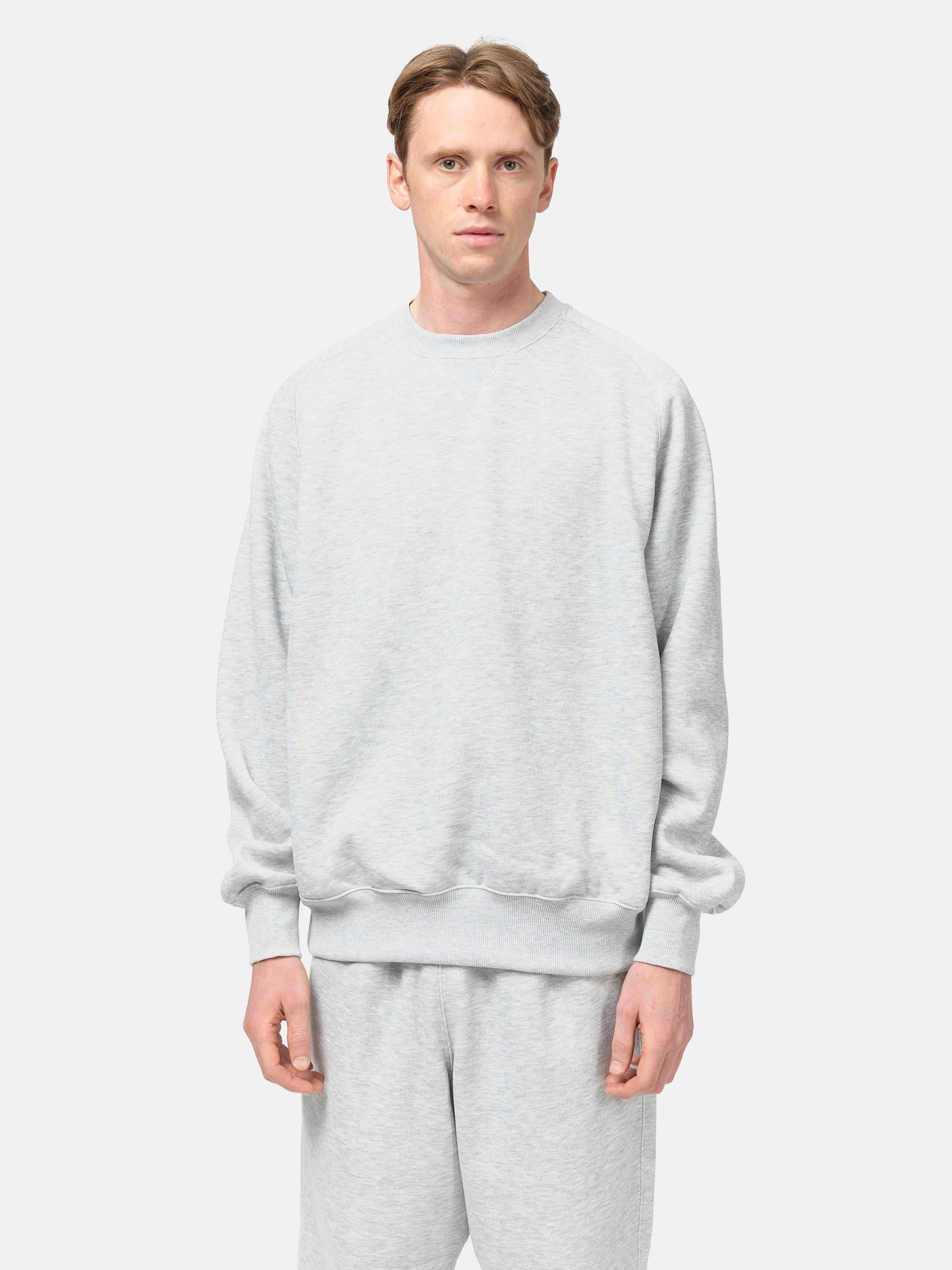 DAIWA Tech Sweat Crew Freedom Sleeve Heather Gray | HAVEN