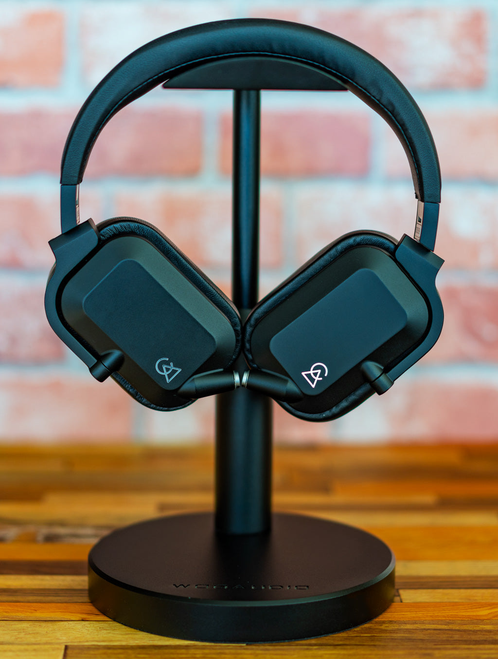 Campfire Audio Cascade - Dynamic Closed-Back Headphone - Review