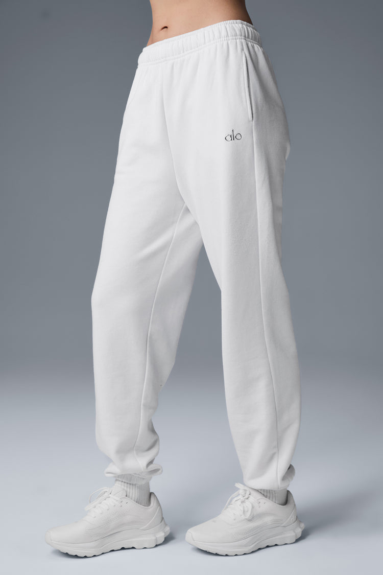 Accolade Sweatpant - White | ALO