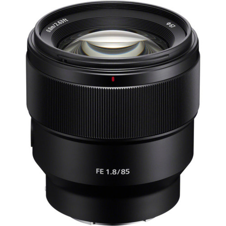 Sony FE 85mm f/1.8 Lens - Mack Retail