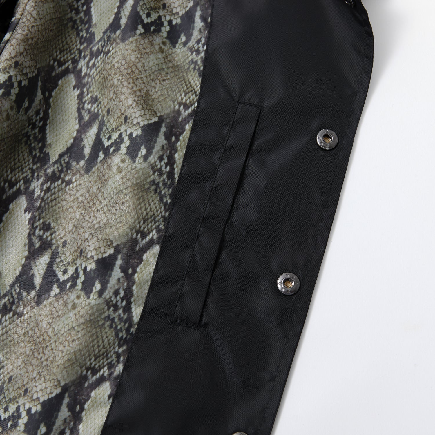 真島吾朗 モデル コーチジャケット 龍が如く 龍が如く | SuperGroupies