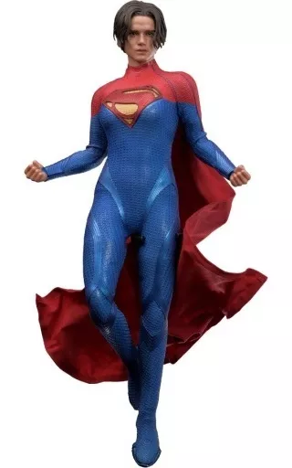 ふ*ん様 ホットトイズ ムービーマスターピース スーパーガール ザ・フラッシュ』の「スーパーガール」を1/6スケールでホットトイズが