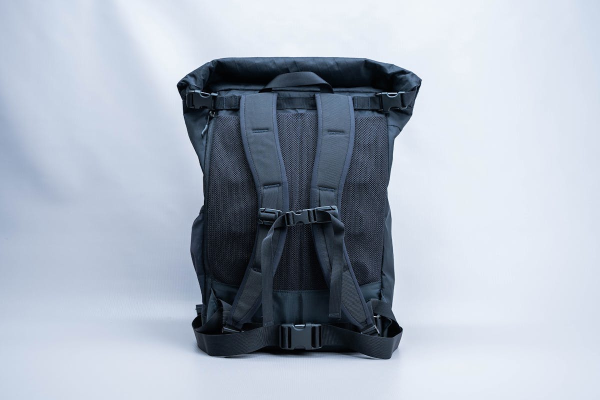 TOM BIHN Addax 31 Review | Pack Hacker