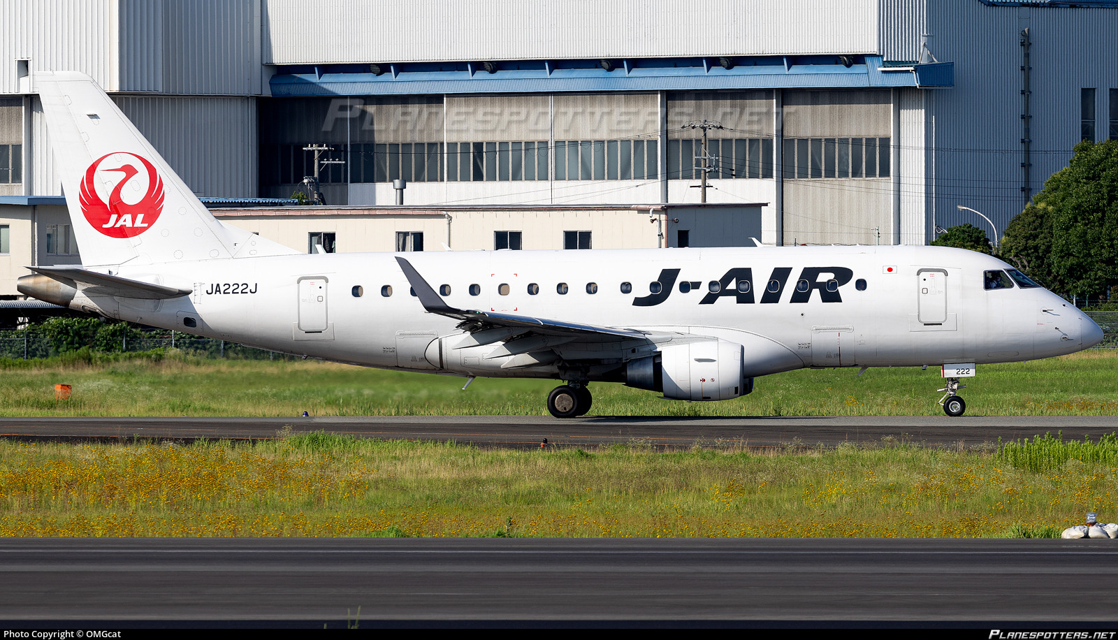 J-Air・JA222J・エンブラエル170・1/100 J-Air・JA222J・エンブラエル