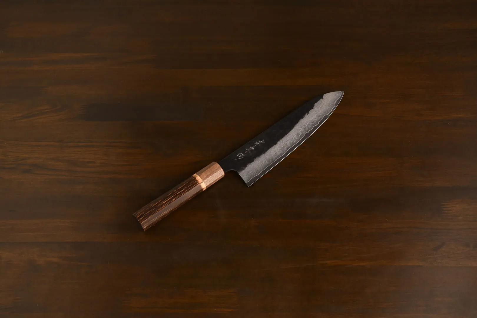 未来伝 黒打ちVG10ダマスカス 牛刀 210mm | 大阪・東京の包丁専門店